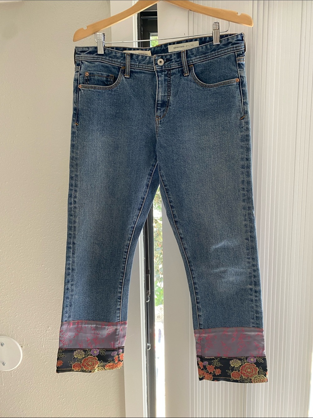 Pilcro and the Letterpress for AnthropologieBlue Cropped Jeans with Floral Cuffs